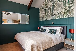 Woodpeckers in Marldon