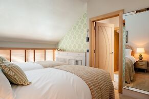 Woodpeckers in Marldon