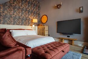 Woodpeckers in Marldon