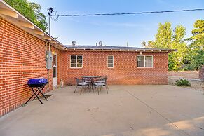 Home w/ Patio: Near Nob Hill, UNM & Kirtland Afb!