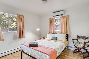 Home w/ Patio: Near Nob Hill, UNM & Kirtland Afb!