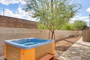 Tucson Fourplex Townhome: Grill & Shared Hot Tub
