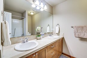 Family-friendly Home w/ Patio & Garden in Everett!