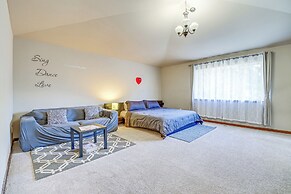 Family-friendly Home w/ Patio & Garden in Everett!