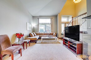 Family-friendly Home w/ Patio & Garden in Everett!