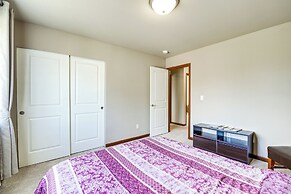 Family-friendly Home w/ Patio & Garden in Everett!