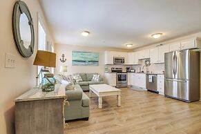 Walk to Beach: Family-friendly Surf City Condo!