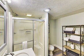 < 1 Mi to Notre Dame: Family-friendly Home!