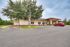 Private Backyard, Amenity Access: Ocala Retreat