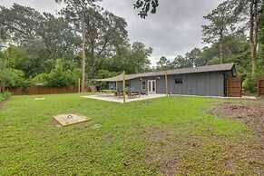 1 Mi to Ben Hill Griffin Stadium: Home w/ Patio!