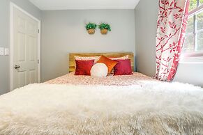 8 Mi to Sloppy Floyd State Park: Peaceful Retreat!