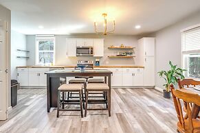 8 Mi to Sloppy Floyd State Park: Peaceful Retreat!