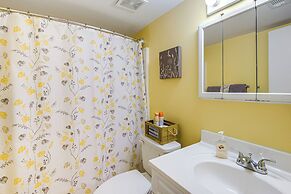 Walk to Pool: Riverfront Condo in Welaka!