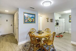 Walk to Pool: Riverfront Condo in Welaka!