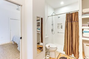 Modern Home Near Lake Martin: Fishing Pond On-site