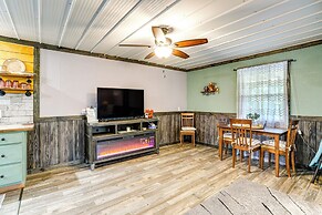 Near Fishing & Hiking: Ozark Getaway!