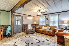 Near Fishing & Hiking: Ozark Getaway!