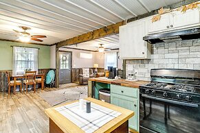 Near Fishing & Hiking: Ozark Getaway!