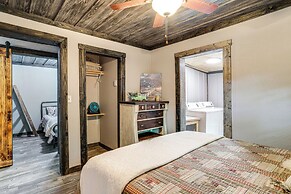 Near Fishing & Hiking: Ozark Getaway!