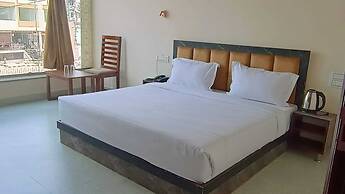 Sunroof Hotel & Rooftop Kitchen