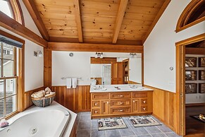 Tigertown Lodge 4 Bedroom Home