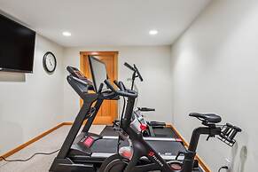 Tigertown Lodge 4 Bedroom Home