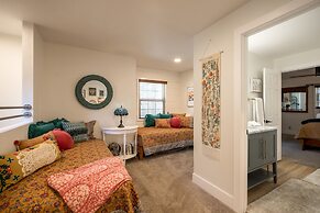 37 - Foxy Farm Ranch 4 Bedroom Home