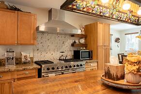 37 - Foxy Farm Ranch 4 Bedroom Home