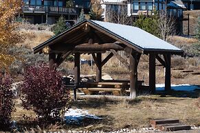 Scenic Perch 2 Bedroom Home