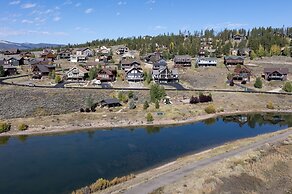 Scenic Perch 2 Bedroom Home