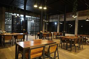 Penginapan Alam DGlorious CraterKamojang