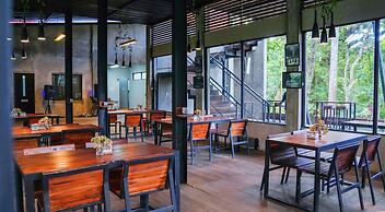 Penginapan Alam DGlorious CraterKamojang