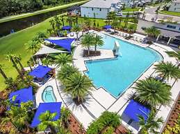 Luxury Home - ALL the Extras - Sleeps 39