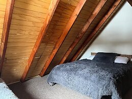 Oceana Suites Hotel Volkano