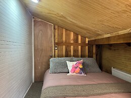 Oceana Suites Hotel Volkano