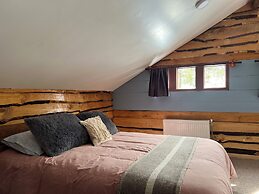 Oceana Suites Hotel Volkano