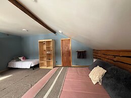 Oceana Suites Hotel Volkano