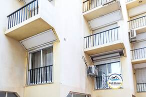 BnB Homes Elegant Apartment 50 m Walk From Beach