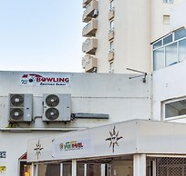 BnB Homes Elegant Apartment 50 m Walk From Beach