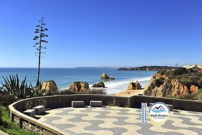 BnB Homes Elegant Apartment 50 m Walk From Beach