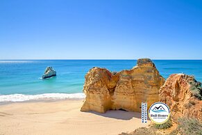 BnB Homes Elegant Apartment 50 m Walk From Beach