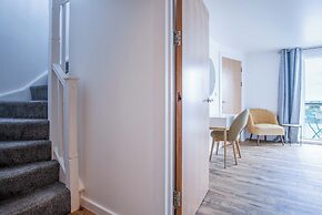 Skyline Duplex Penthouse - Llanelli