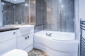 Skyline Duplex Penthouse - Llanelli