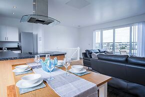 Skyline Duplex Penthouse - Llanelli