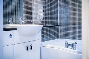 Skyline Duplex Penthouse - Llanelli