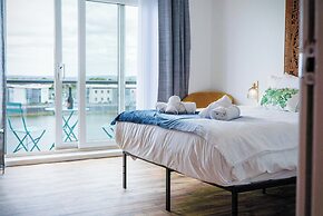 Skyline Duplex Penthouse - Llanelli