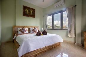 Sebudjan Grand Aurora