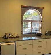 Chic Studio Nestled in Lovely Garden and Pool-2254