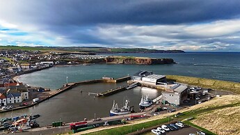 Tranquil Seaside Caravan Retreat in Eyemouth