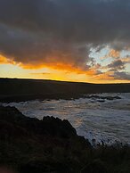Tranquil Seaside Caravan Retreat in Eyemouth